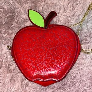 Disney parks Snow White Apple purse